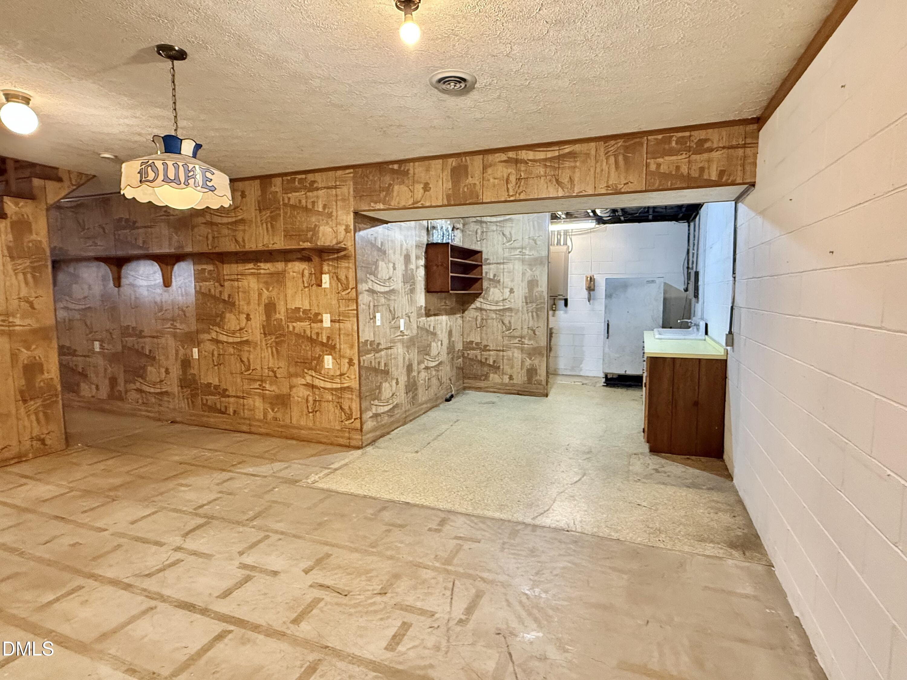 2320 Poindexter Road Hurdle Mills, NC 27541 - Photo 35 of 57 a view of a livingroom with furniture