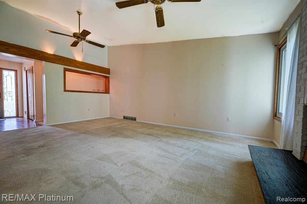 240 East Rolston Road Linden, MI 48451 - Photo 6 of 48
