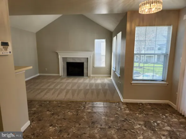 $210,000 | 14005 Lord Marlborough Place, Unit 215, Upper Marlboro, MD 20772