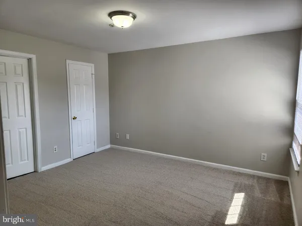 $210,000 | 14005 Lord Marlborough Place, Unit 215, Upper Marlboro, MD 20772