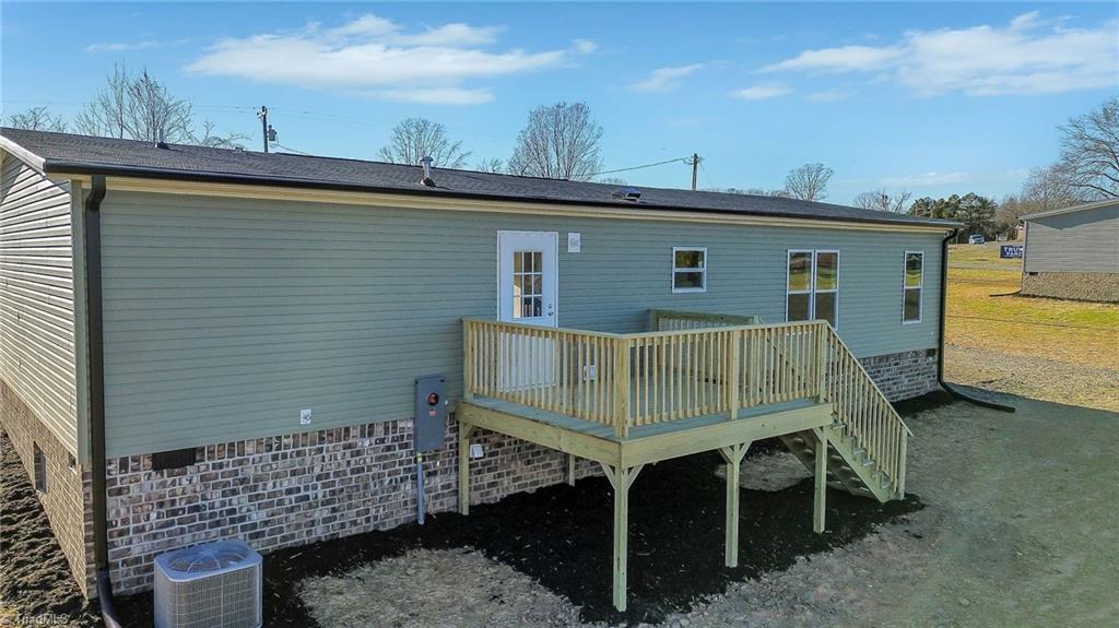 525 Mt Wesley Church Road Hiddenite, NC 28636 - Photo 4 of 37 Gallery Image 4
