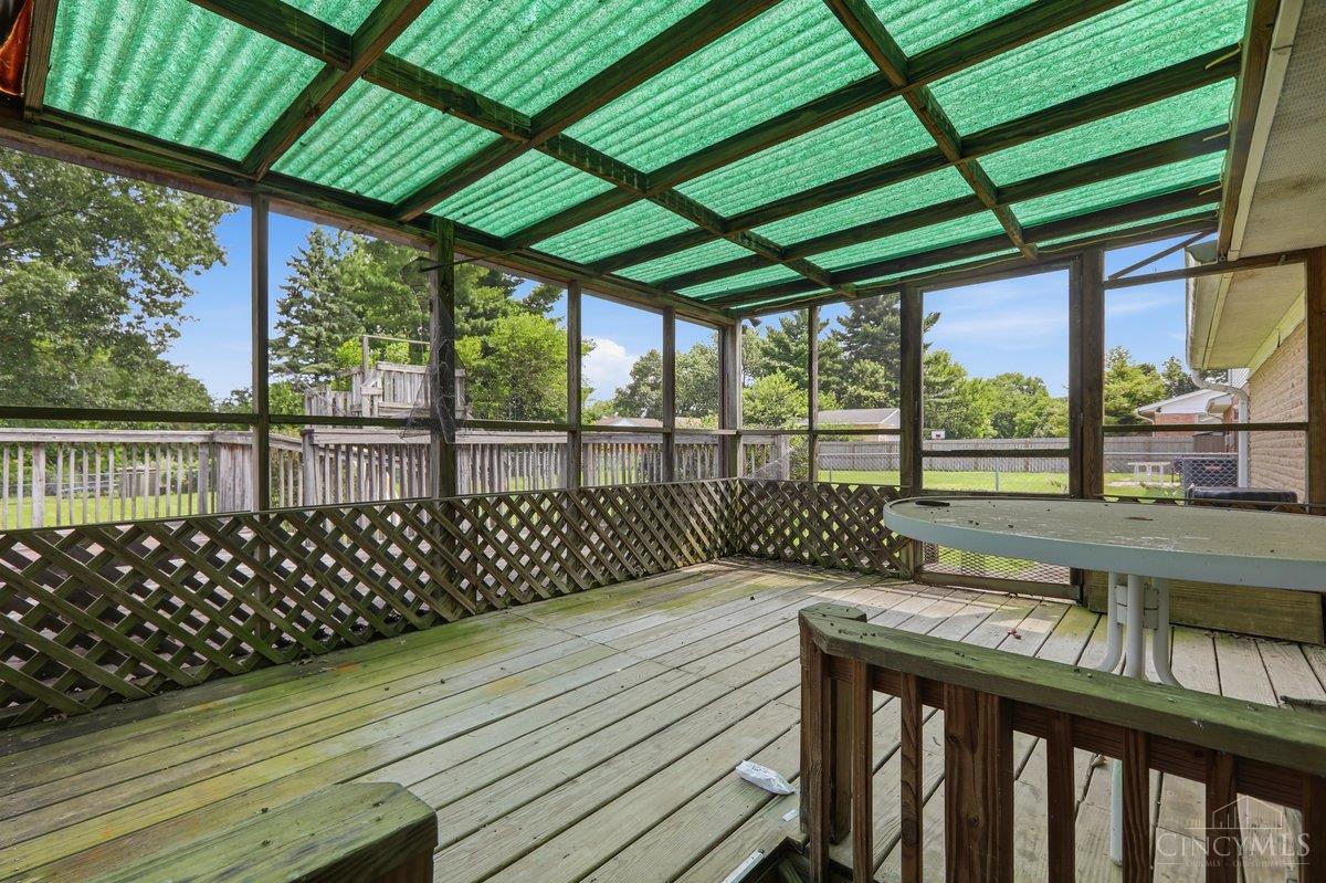 5110 Foley Road Cincinnati, OH 45238 - Photo 4 of 34