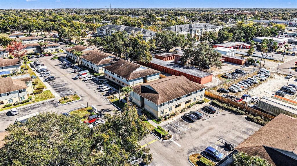 550 Golden Raintree Place, Unit 550 Brandon, FL 33510 - Photo 30 of 33 an aerial view of multiple house