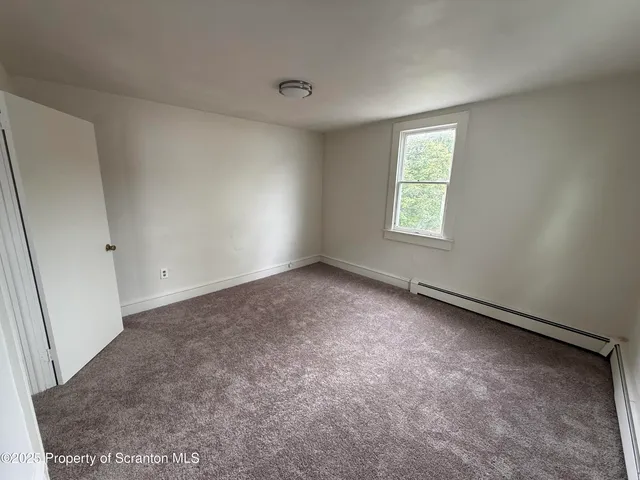 $1,300 | 949 Carmalt Street, Dickson City, PA 18519