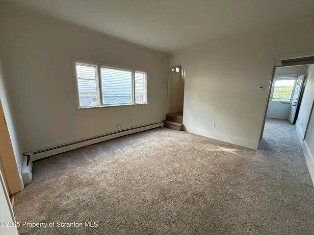 $1,300 | 949 Carmalt Street, Dickson City, PA 18519