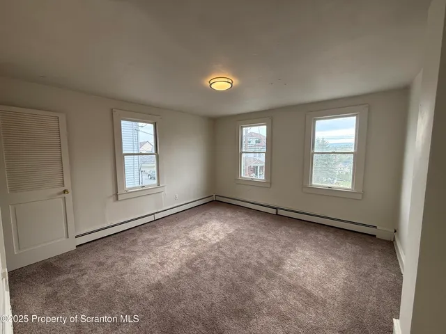 $1,300 | 949 Carmalt Street, Dickson City, PA 18519