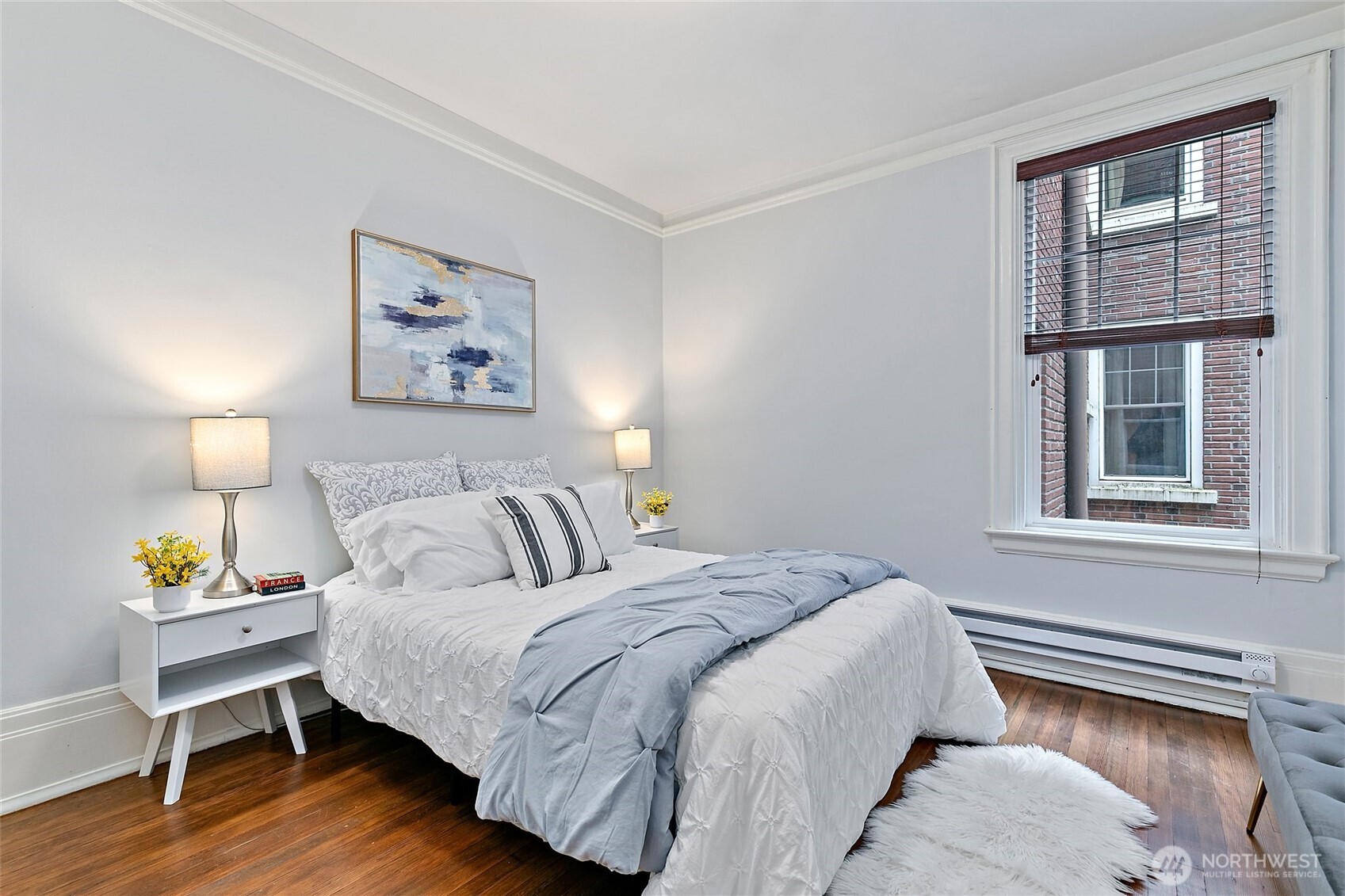 615 Boren Avenue, Unit 27 Seattle, WA 98104 - Photo 12 of 22