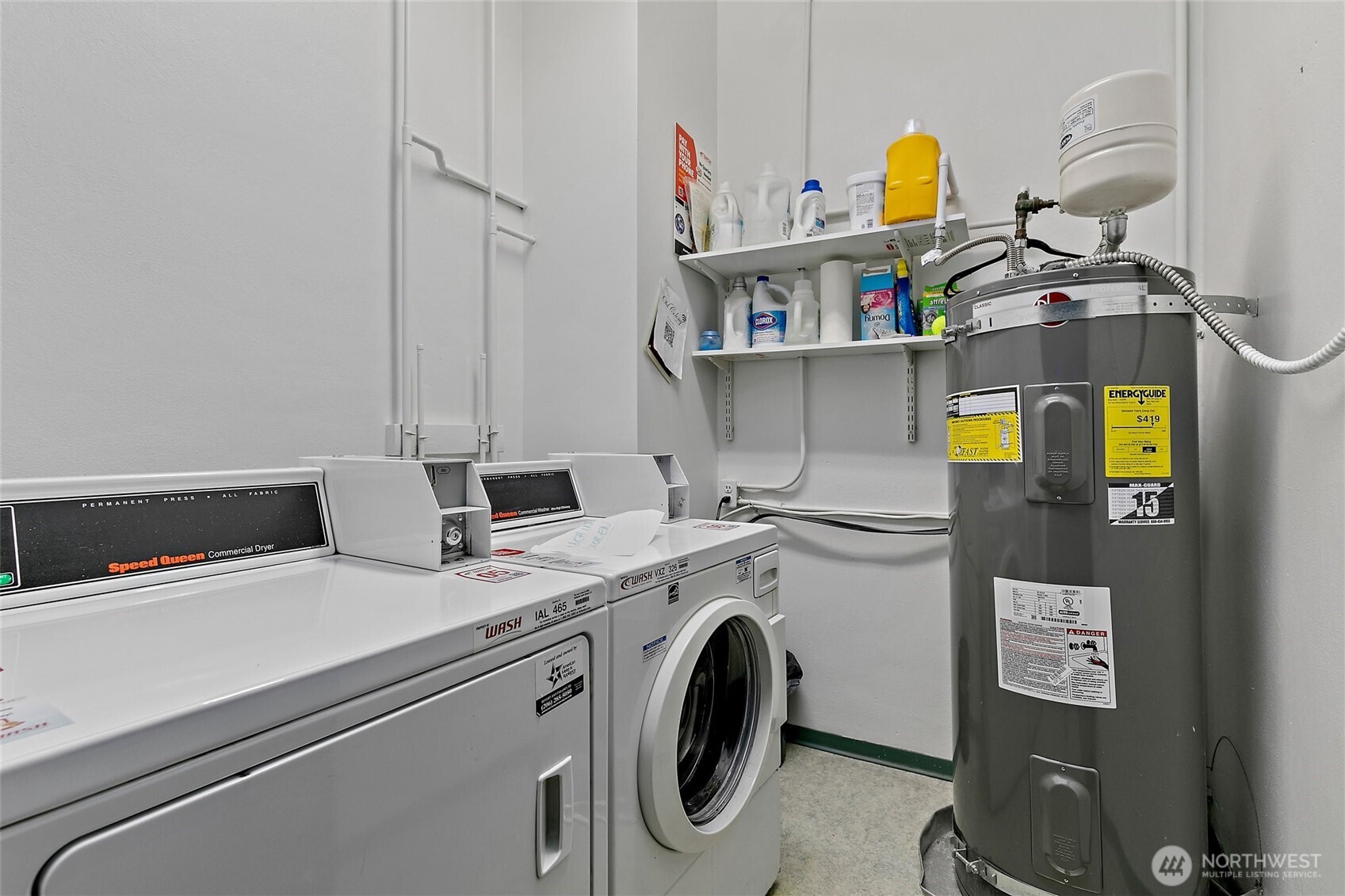 615 Boren Avenue, Unit 27 Seattle, WA 98104 - Photo 16 of 22