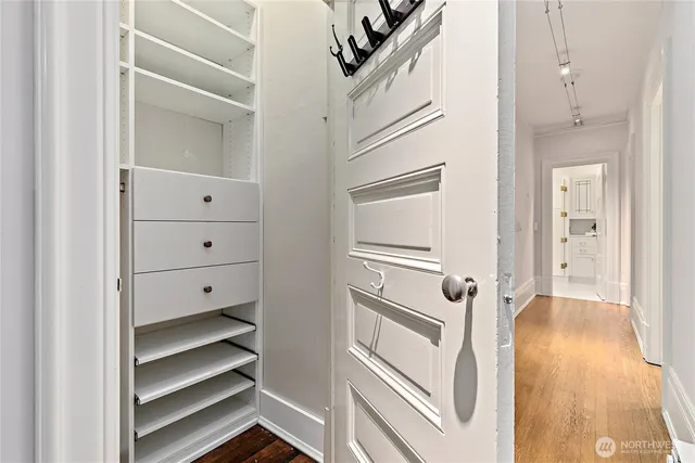 $599,000 | 615 Boren Avenue, Unit 27, Seattle, WA 98104