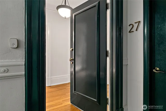 $599,000 | 615 Boren Avenue, Unit 27, Seattle, WA 98104