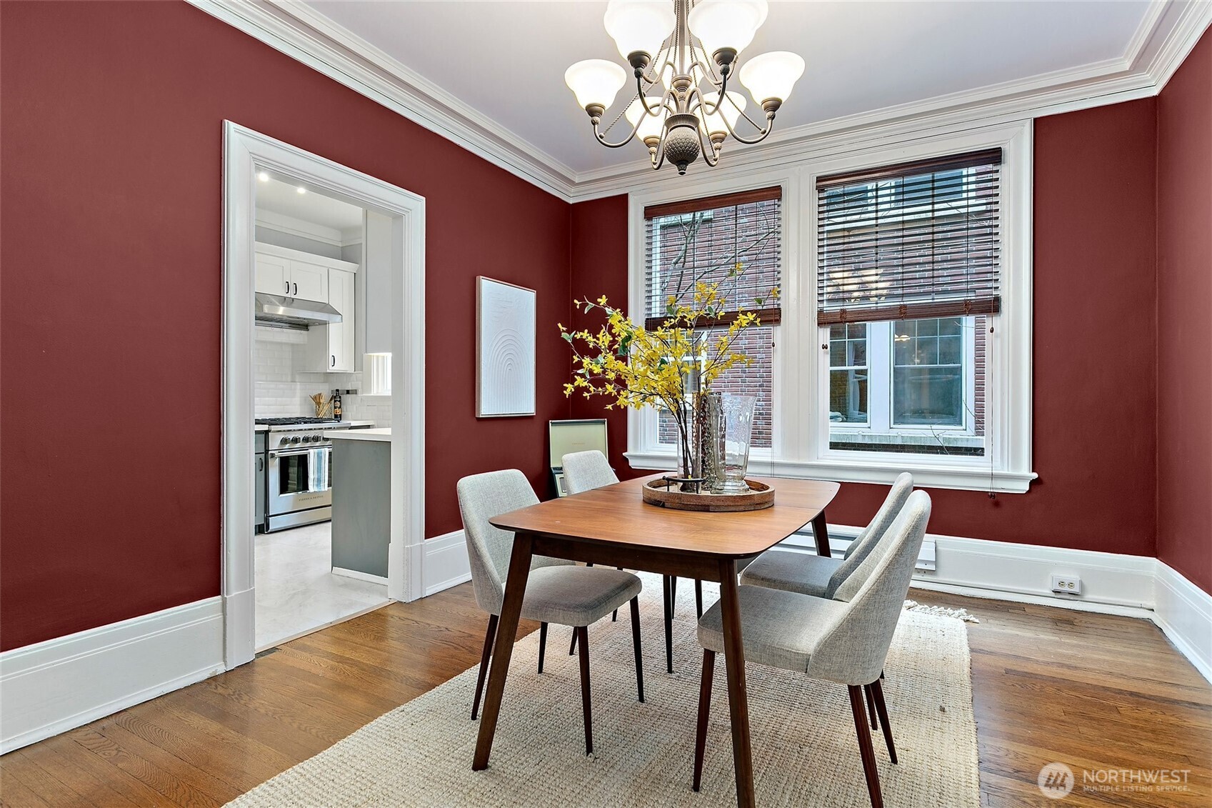 615 Boren Avenue, Unit 27 Seattle, WA 98104 - Photo 6 of 22