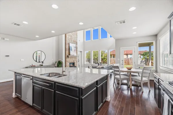 $695,000 | 2300 Centennial Loop, Round Rock, TX 78665