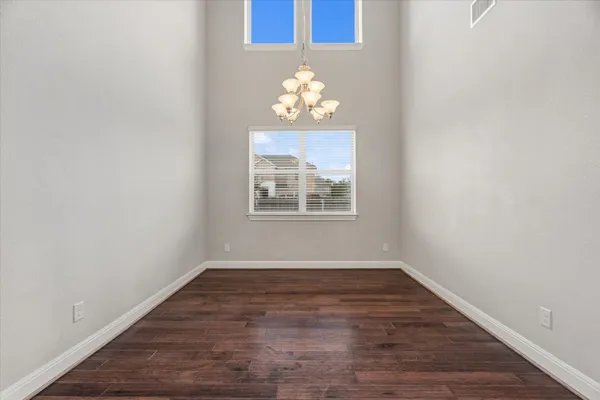 $695,000 | 2300 Centennial Loop, Round Rock, TX 78665