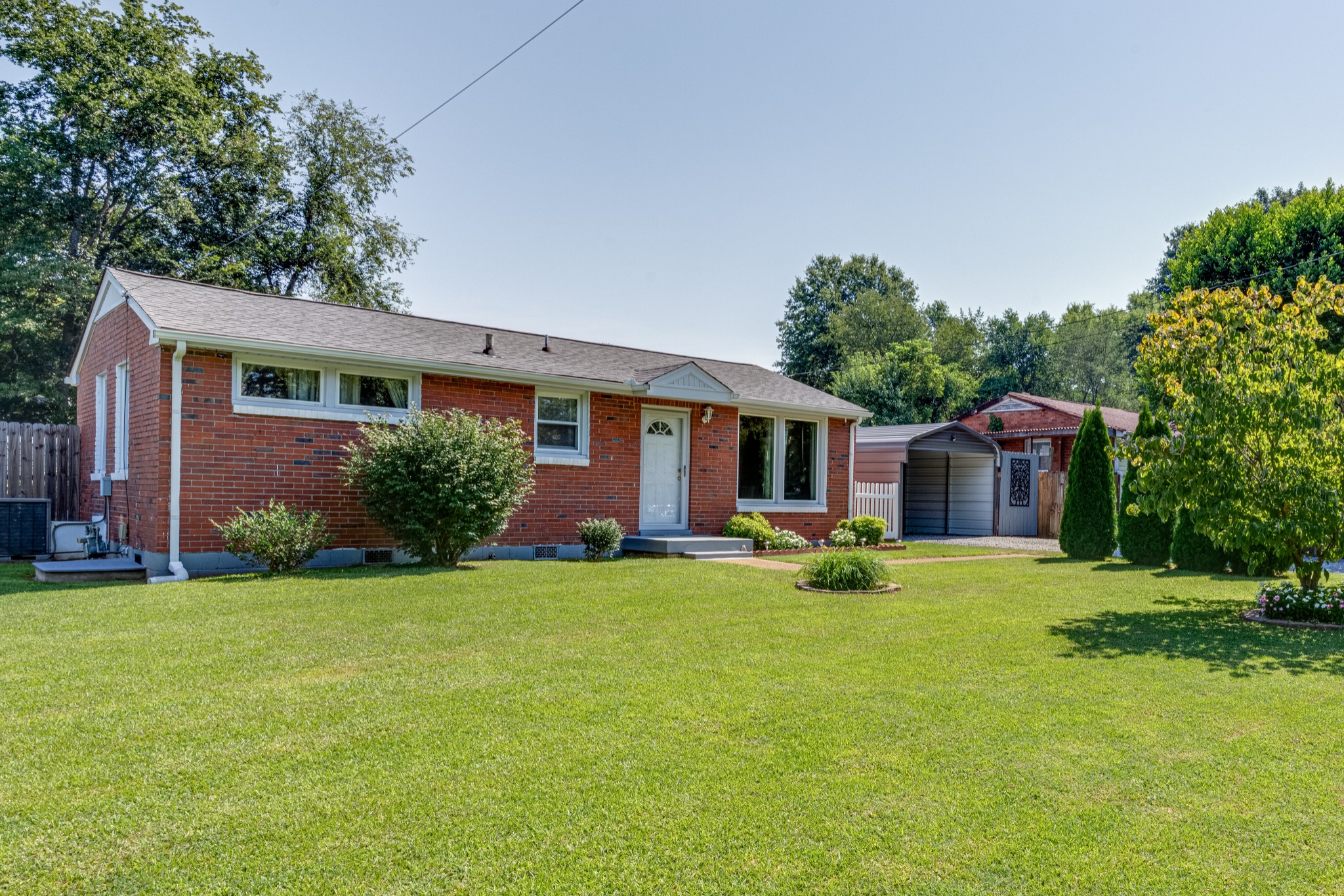 131 Scenic View Road Old Hickory, TN 37138 - Photo 2 of 27 Gallery Image 2