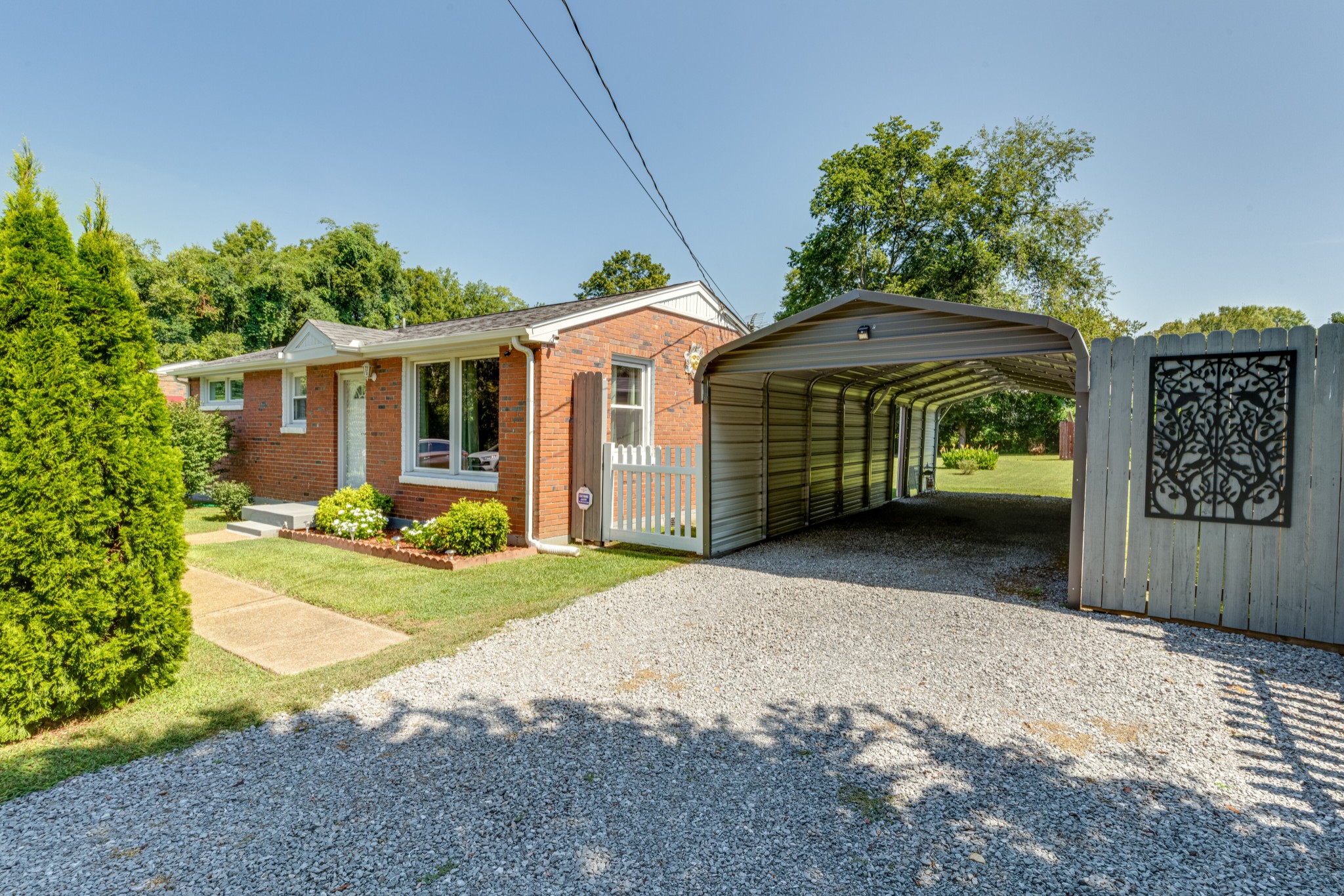 131 Scenic View Road Old Hickory, TN 37138 - Photo 4 of 27 Gallery Image 4