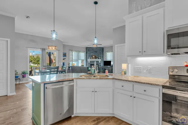 $414,900 | 21607 West 120th Street, Olathe, KS 66061