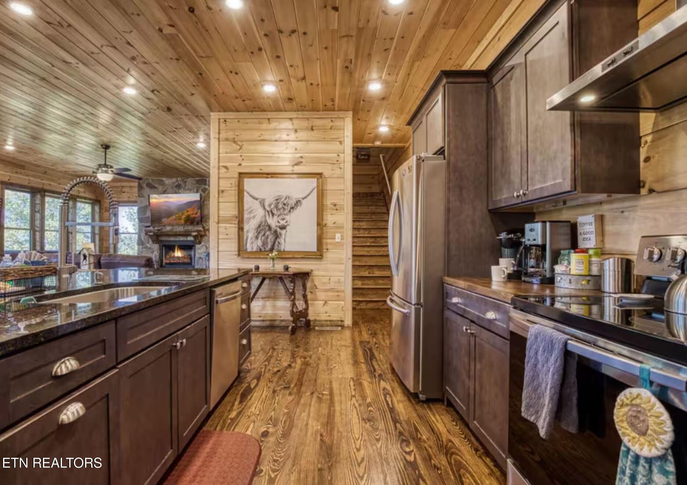 622 Timber Ridge Road Gatlinburg, TN 37738 - Photo 10 of 35 622 Timber Ridge Road