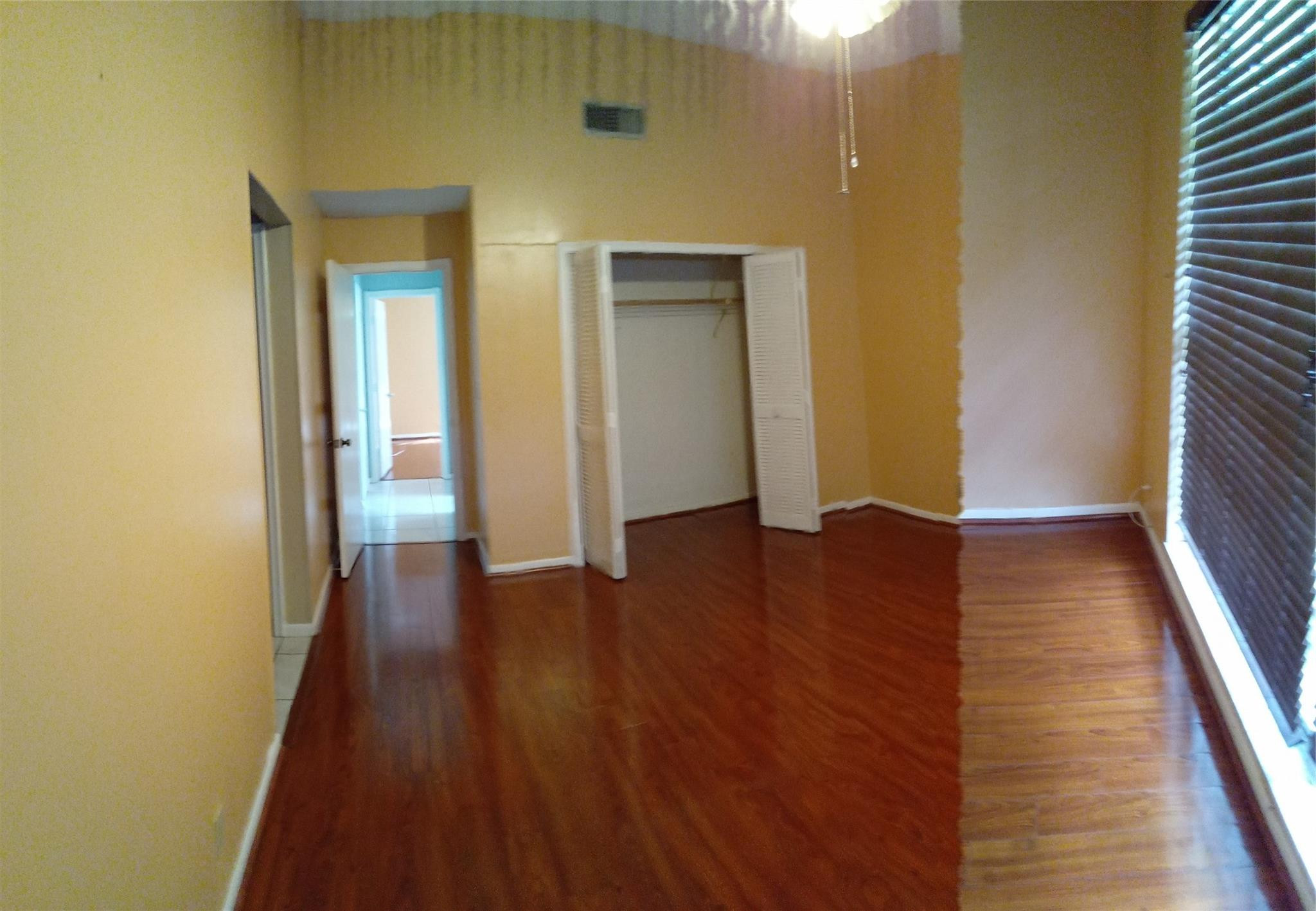 4810 Mango Drive Tamarac, FL 33319 - Photo 3 of 14 Photo 3