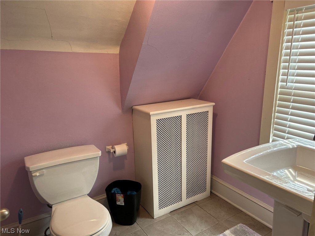 16010 Chadbourne Road Cleveland, OH 44120 - Photo 23 of 33