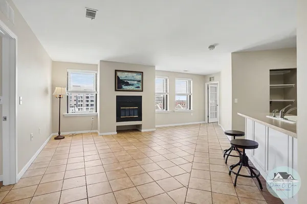 $244,900 | 297 West Clay Avenue, Unit 411, Muskegon, MI 49440