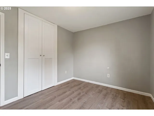 $3,000,000 | 1106 Emerson Drive, The Dalles, OR 97058