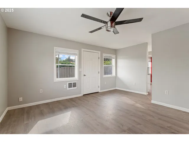 $3,000,000 | 1106 Emerson Drive, The Dalles, OR 97058