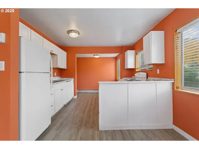 $3,000,000 | 1106 Emerson Drive, The Dalles, OR 97058