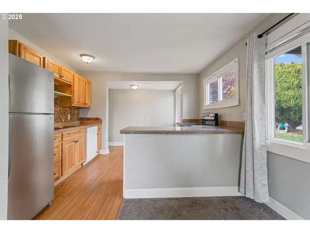 $3,000,000 | 1106 Emerson Drive, The Dalles, OR 97058