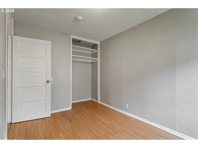 $3,000,000 | 1106 Emerson Drive, The Dalles, OR 97058