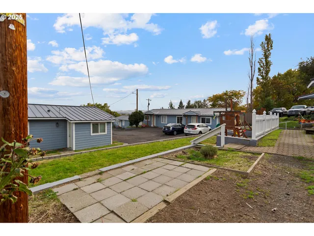 $3,000,000 | 1106 Emerson Drive, The Dalles, OR 97058