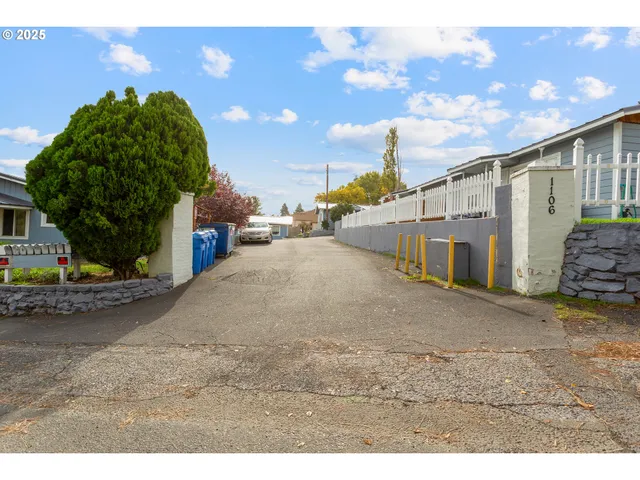 $3,000,000 | 1106 Emerson Drive, The Dalles, OR 97058