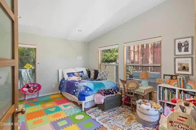 $6,250 | 2285 El Jardin Avenue, Ventura, CA 93001