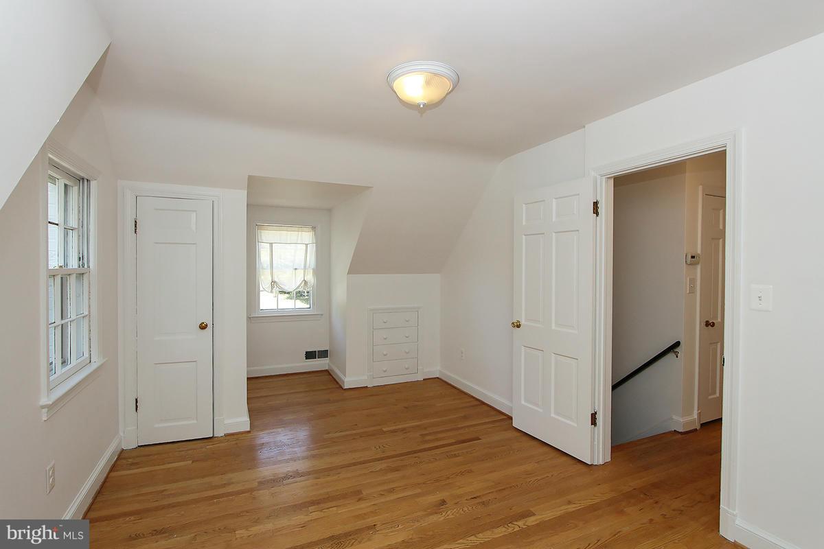 4610 Edgefield Road Bethesda, MD 20814 - Photo 20 of 27 Bedroom