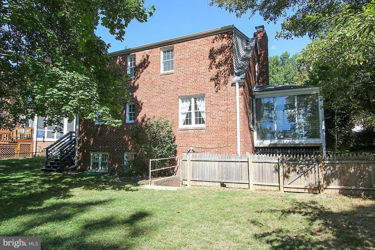4610 Edgefield Road Bethesda, MD 20814 - Photo 27 of 27 Exterior (Rear)