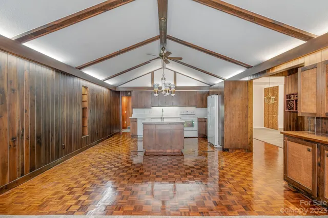 $1,750,000 | 2756 Peachtree Road, Statesville, NC 28625