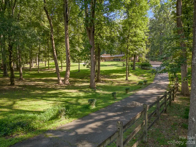 $1,750,000 | 2756 Peachtree Road, Statesville, NC 28625