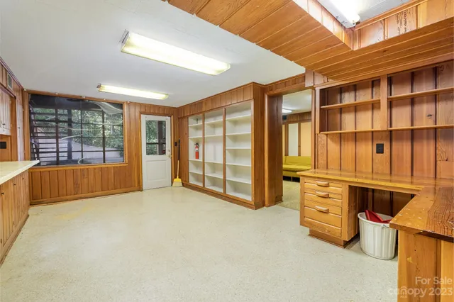 $1,750,000 | 2756 Peachtree Road, Statesville, NC 28625