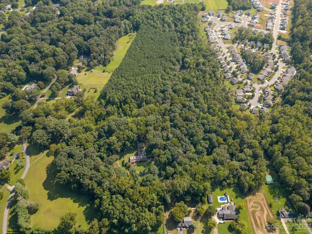 $1,750,000 | 2756 Peachtree Road, Statesville, NC 28625