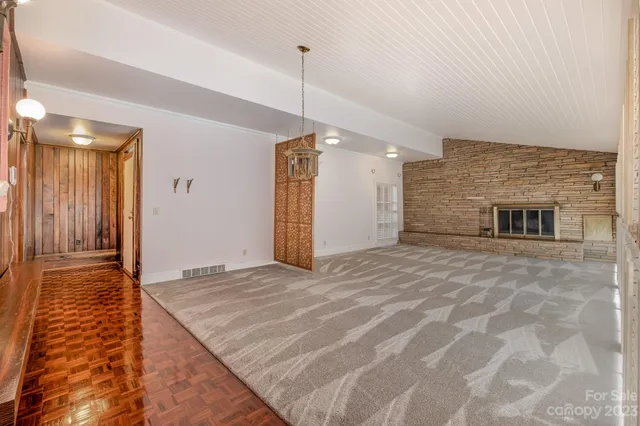 $1,750,000 | 2756 Peachtree Road, Statesville, NC 28625