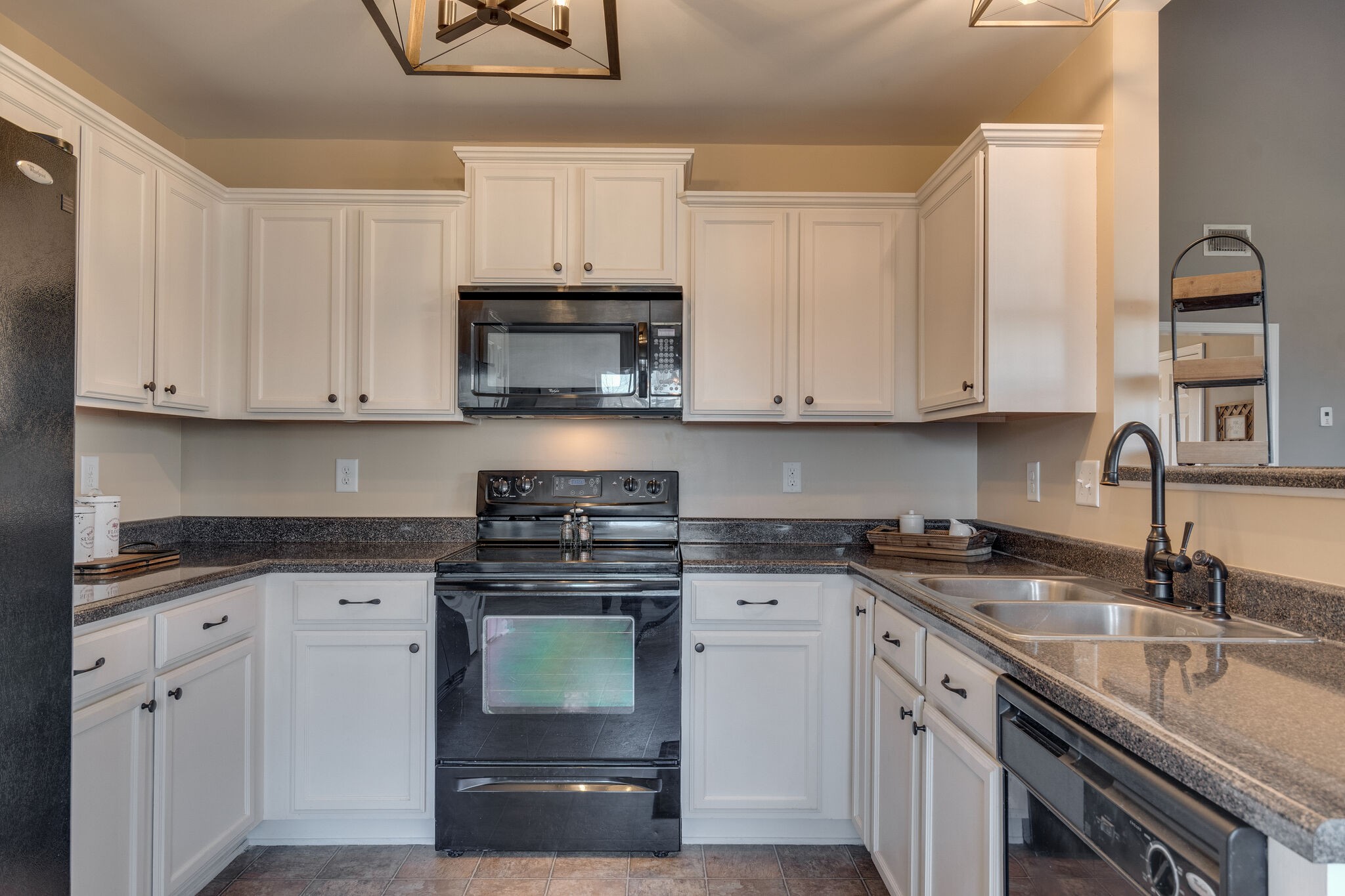 4002 Fox Run North Spring Hill, TN 37174 - Photo 13 of 21 Gallery Image 13