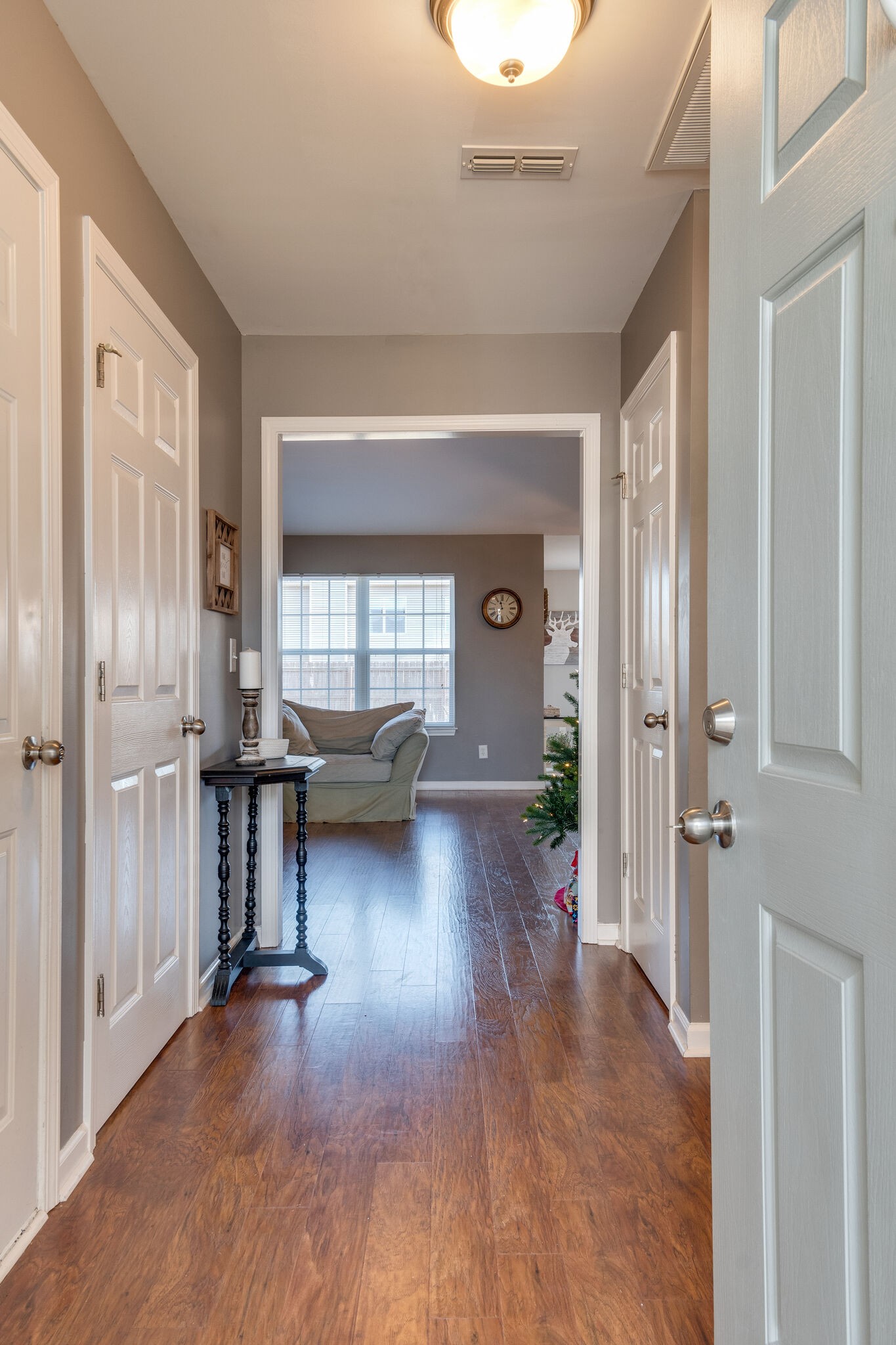 4002 Fox Run North Spring Hill, TN 37174 - Photo 4 of 21 Gallery Image 4