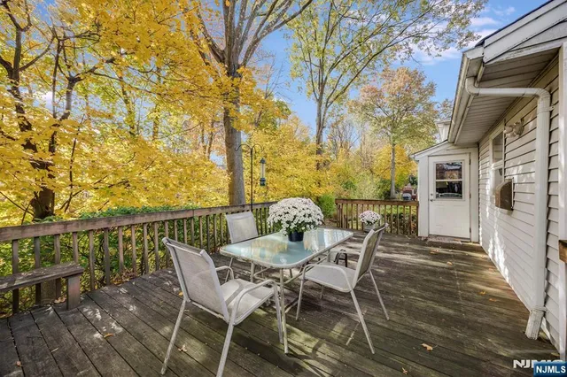 $499,000 | 40-18 Kramer Place, Fair Lawn, NJ 07410