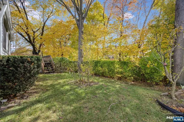 $499,000 | 40-18 Kramer Place, Fair Lawn, NJ 07410