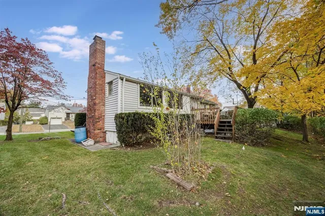 $499,000 | 40-18 Kramer Place, Fair Lawn, NJ 07410