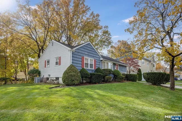 $499,000 | 40-18 Kramer Place, Fair Lawn, NJ 07410