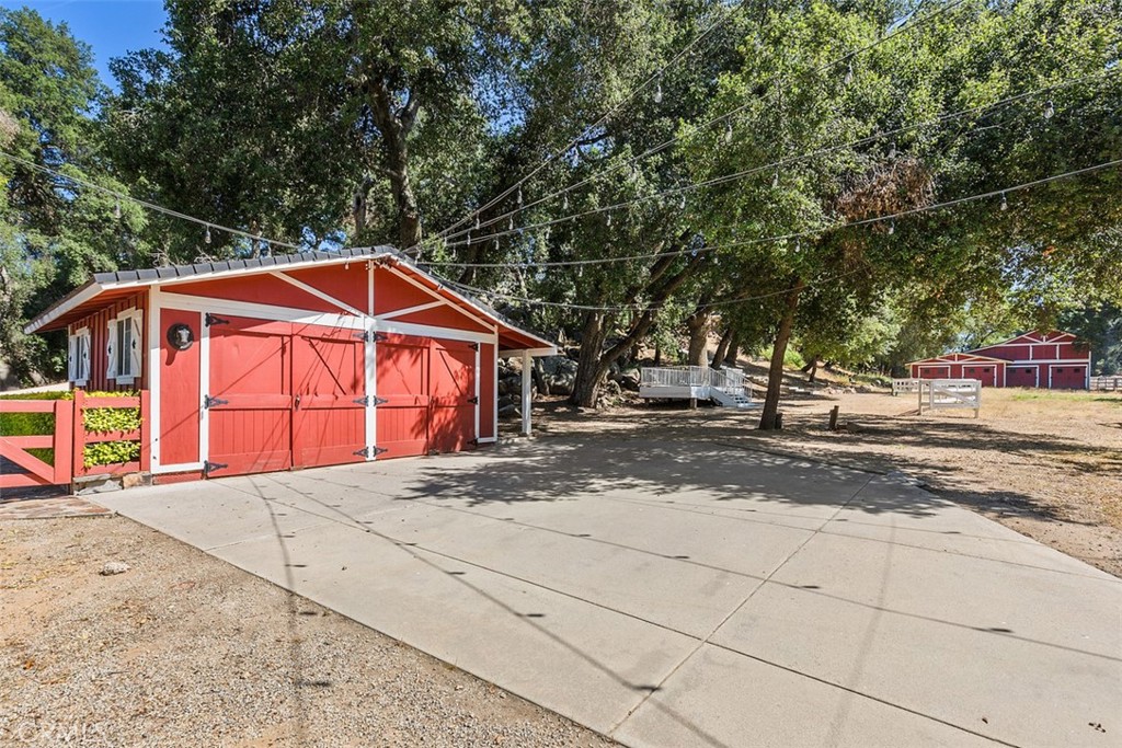 35455 El Niguel Road Lake Elsinore, CA 92530 - Photo 49 of 58