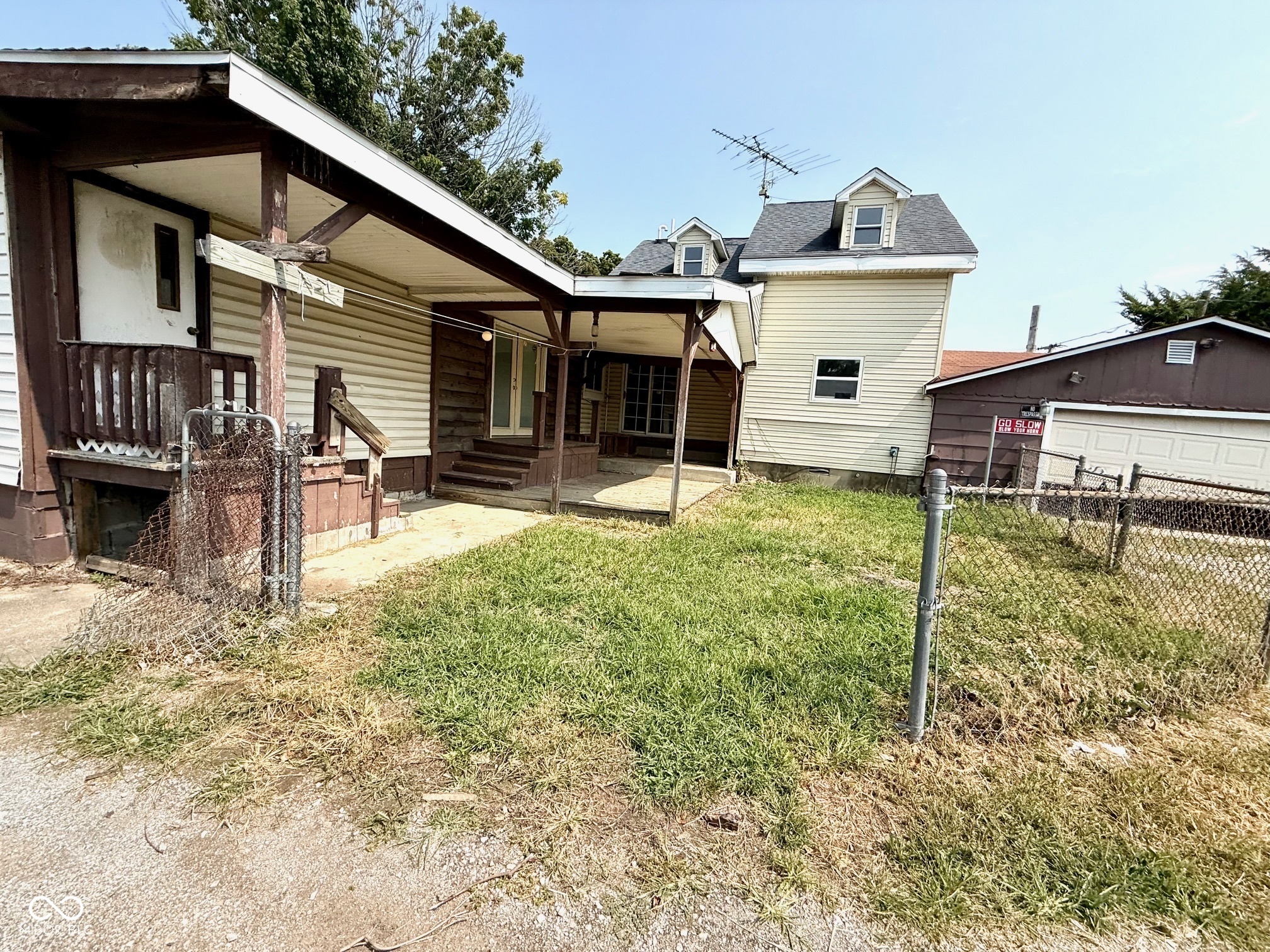 206 Adams Street Darlington, IN 47940 - Photo 2 of 27