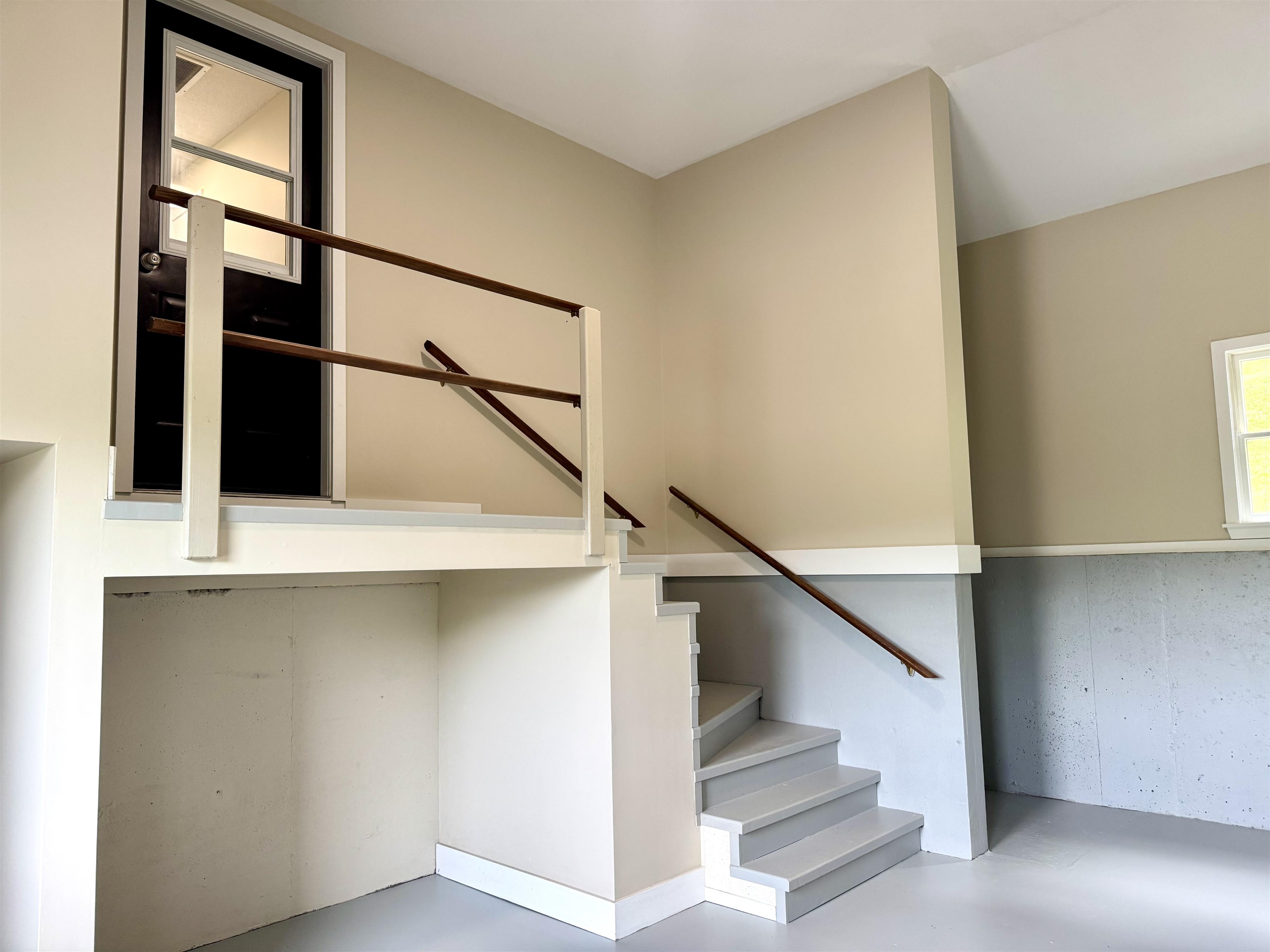 504 Fontaine Road Charleston, VT 05872 - Photo 4 of 30