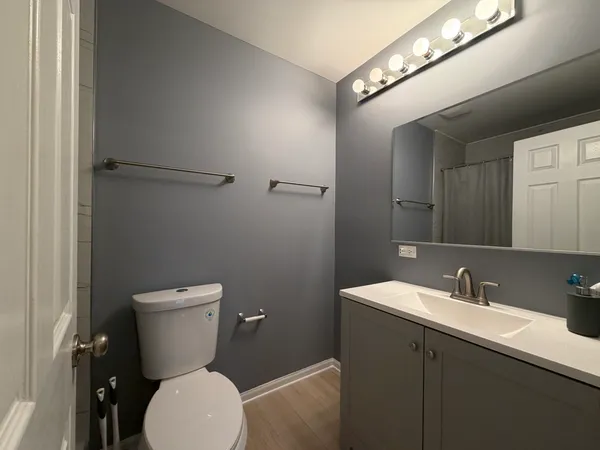 $340,000 | 385 McGrath Drive, Oswego, IL 60543