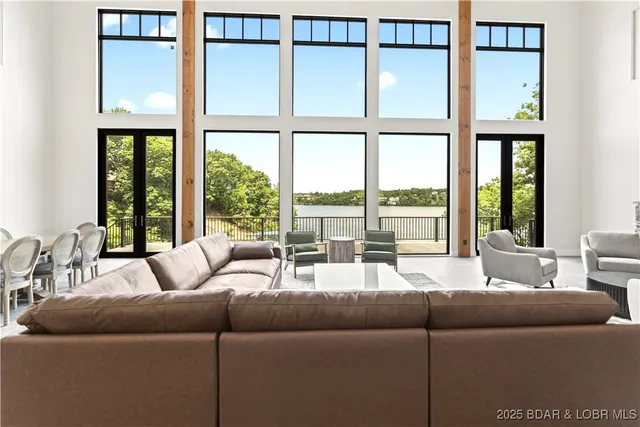 $1,999,000 | 179 Waterford Terrace, Sunrise Beach, MO 65079